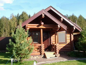 Деревянный или бетонный дом